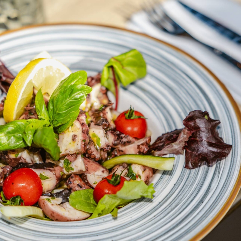 Le restaurant - Le Trident - restaurant CARRY-LE-ROUET - manger a CARRY-LE-ROUET